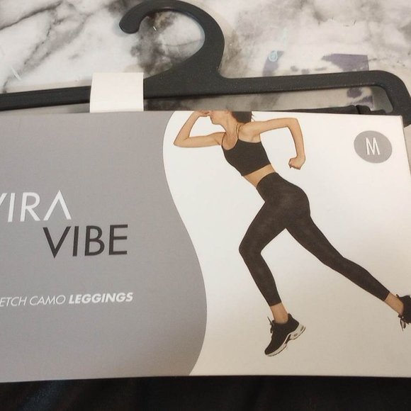 Avira Vibe Leggings - Black Camo - Size M - Picture 4 of 4